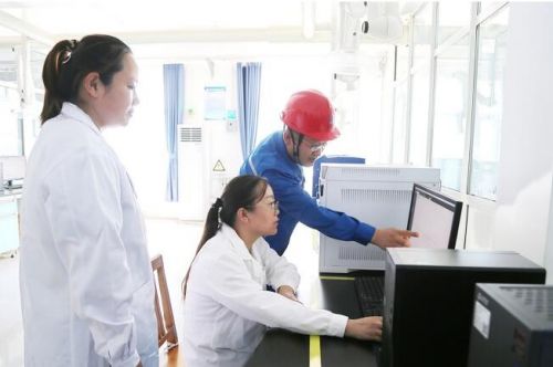 科技创新驱动产业升级 科研产品的核心引擎作用